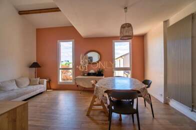 Appartement 5 pièces 230000 €