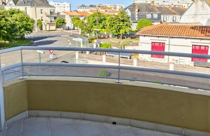 Les Sables D Olonne, Appartement  4 pièces 78.14 m2 — photo 4