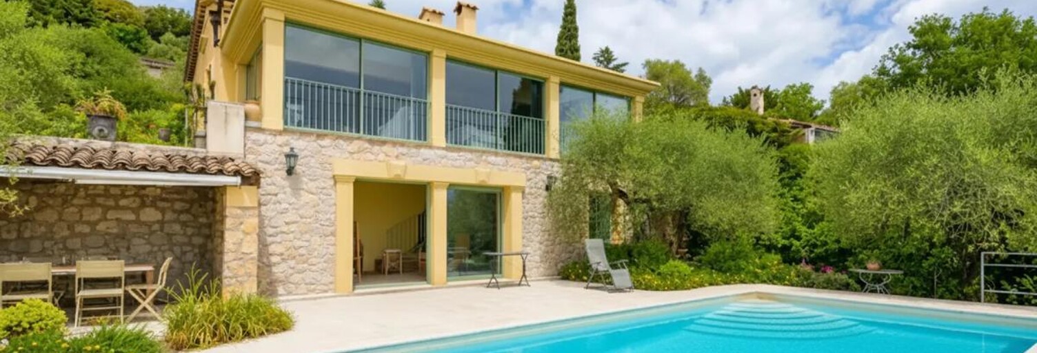 Maison 8 Pièces 230 m² à vendre à Spéracèdes (06530)