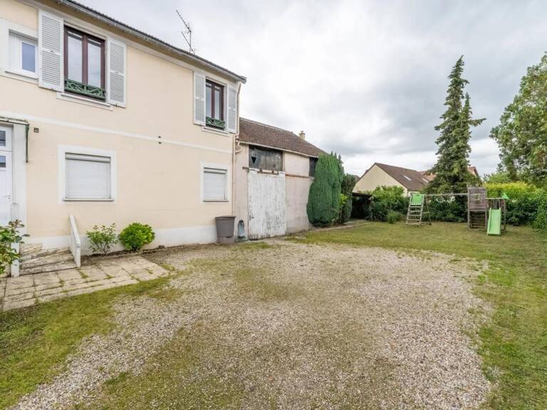 Appartement 87 m² terrain et bâtisse aux Mureaux — photo 1