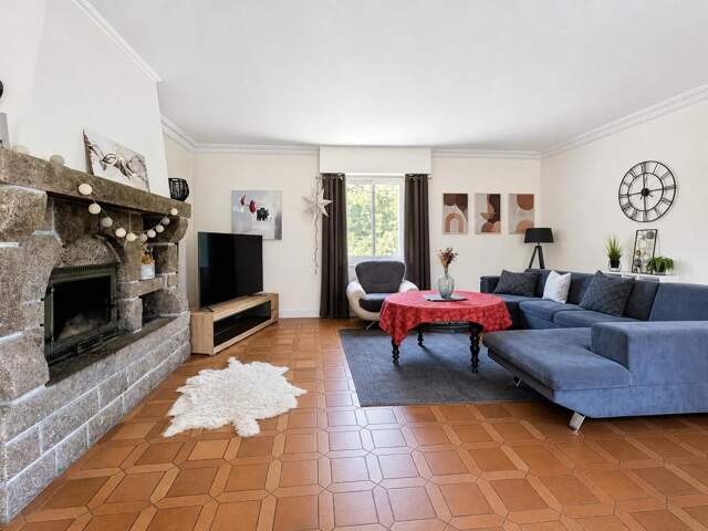 Maison de 8 pièces de 258 m² à Château-Gontier — photo du bien