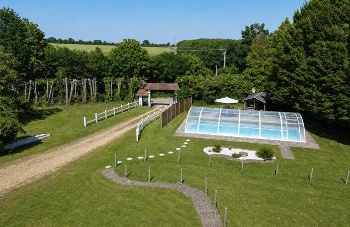 Maison de 8 pièces de 258 m² à Château-Gontier — photo 3