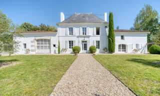 Maison 7 Pièces 270 m² à vendre à Saint-Laurent-de-Cognac (16100)