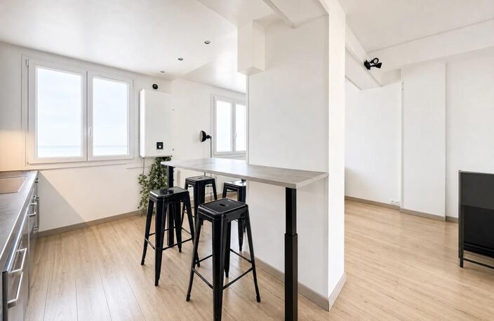 Appartement de 3 pièces de 47 m² situé à Marseille — photo 2