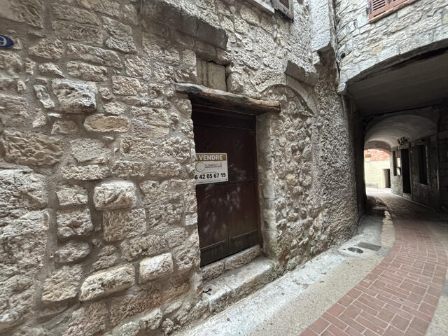 Commerce proposé à Peille