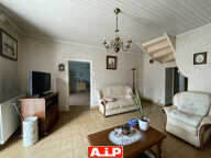 Maison en pierre avec vue sur la campagne — photo 4