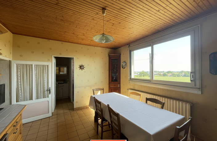 Maison en pierre avec vue sur la campagne — photo 5