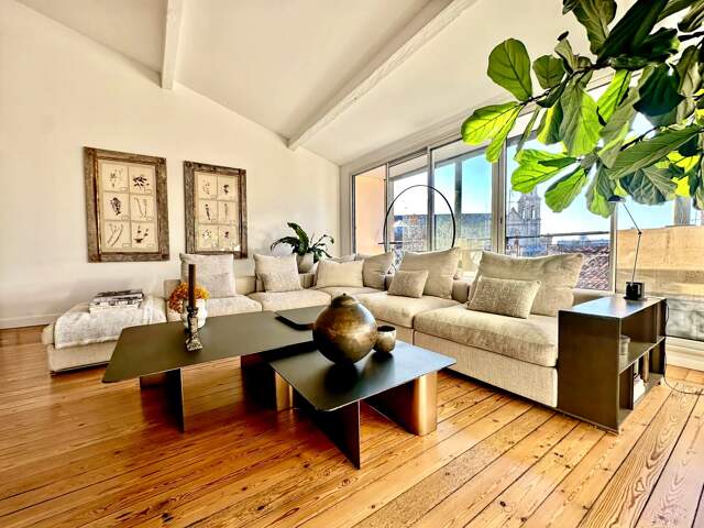 BORDEAUX - JARDIN PUBLIC - APPARTEMENT - ASCENSEUR - TERRASSE- GARAGE — photo du bien