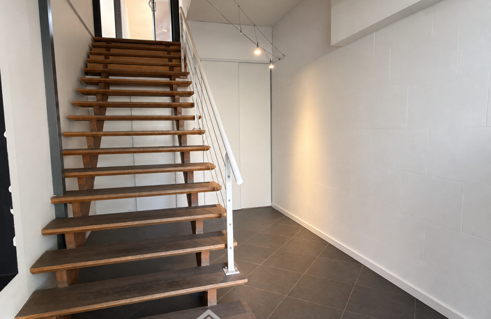 Loft - 176.44m² - Mazé-Milon — photo 2