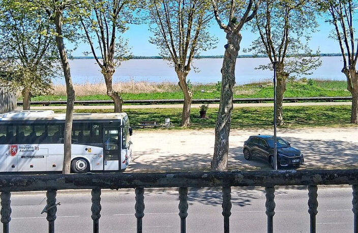 Maison de ville à Pauillac — photo 2