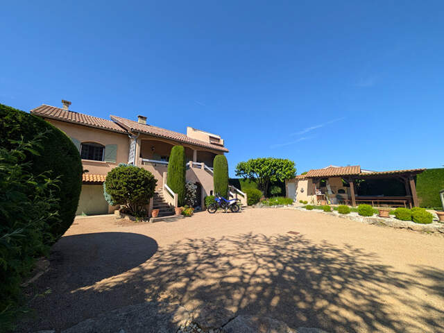VILLA - Ville Sous Anjou  - 7 pièces - 200 m2 — photo du bien
