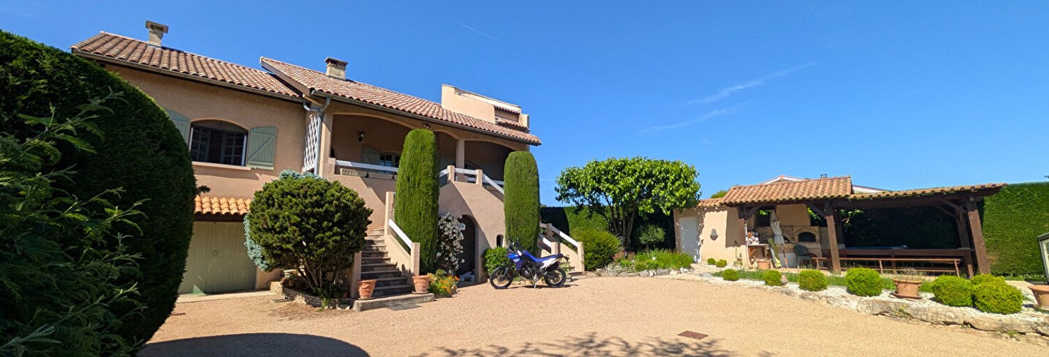 Maison 7 Pièces 200 m² à vendre à Ville-sous-Anjou (38150)
