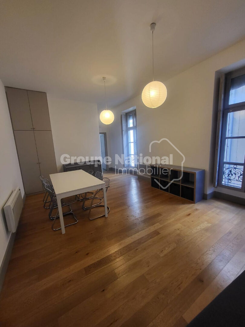 Appartement  T4 à louer Nîmes 30000