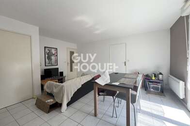 Appartement 2 pièces 710 €