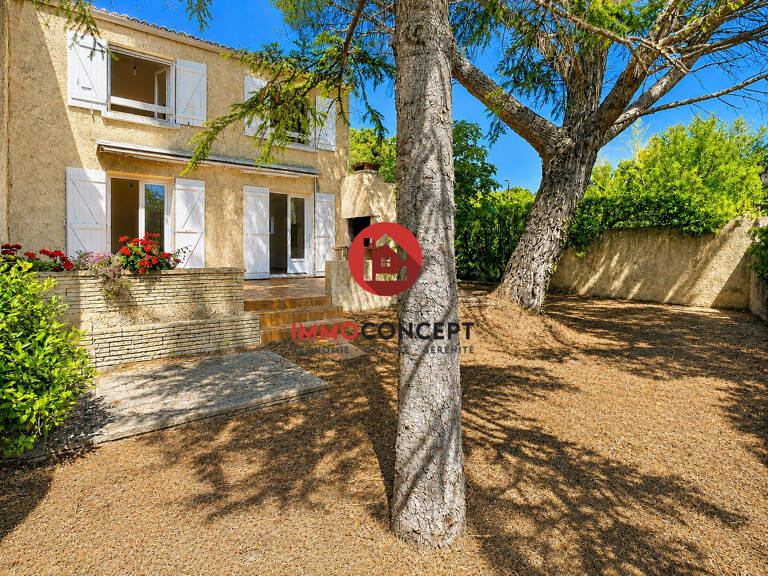 Maison familiale de 97 m² avec jardin arboré, garage et dépen — photo 1