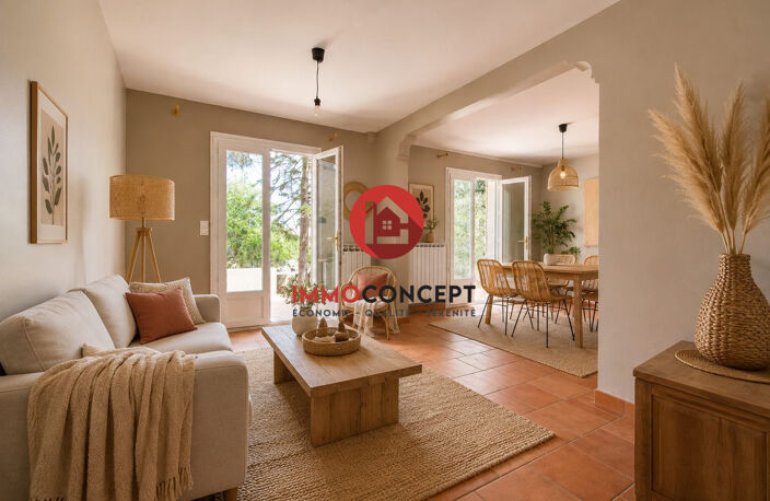 Maison familiale de 97 m² avec jardin arboré, garage et dépen — photo 2