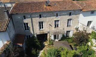Maison 7 Pièces 224 m² à vendre à Aigre (16140)
