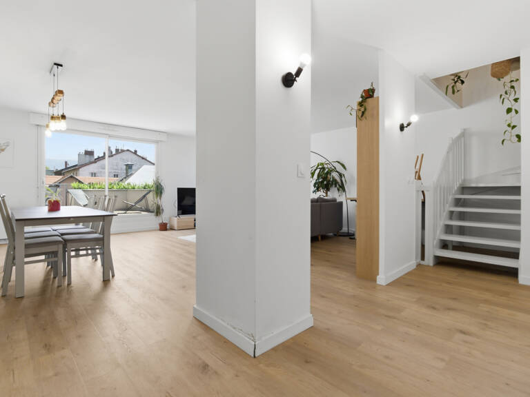 Appartement Duplex dernier étage - Terrasse 45m2 - 110m2 hab — photo 1