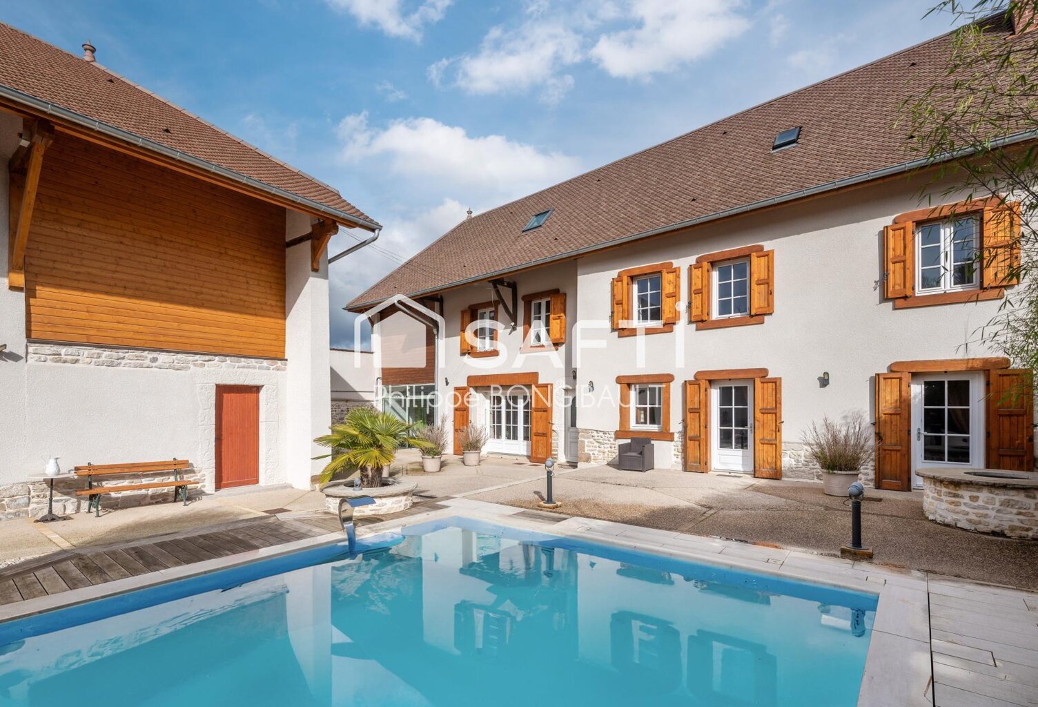 Maison rénovée haut de gamme avec piscine chauffée — photo 1