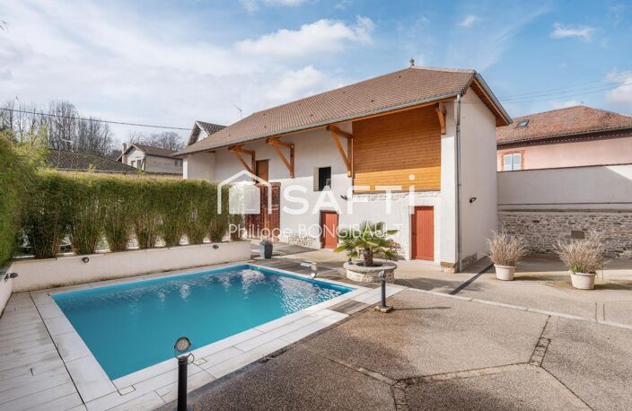 Maison rénovée haut de gamme avec piscine chauffée — photo 3