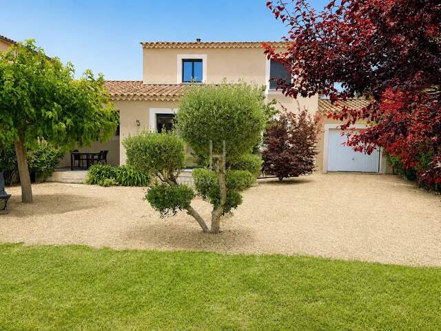 Villa moderne Alpilles Sud — photo du bien