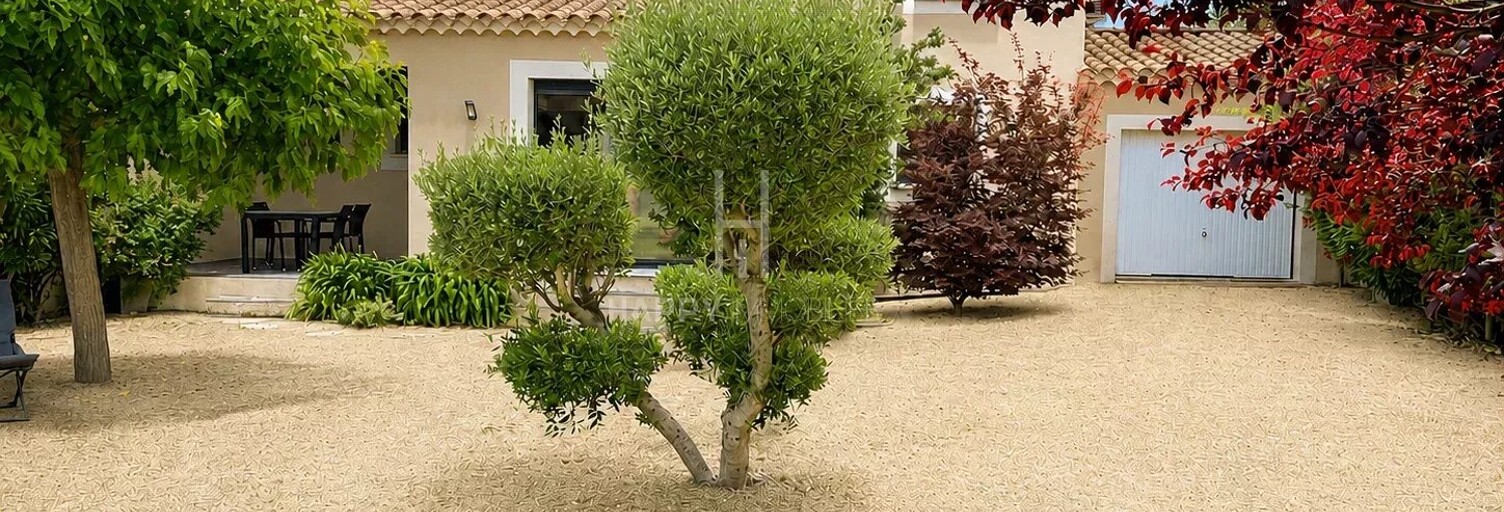 Maison 6 Pièces 100 m² à vendre à Paradou (13520)