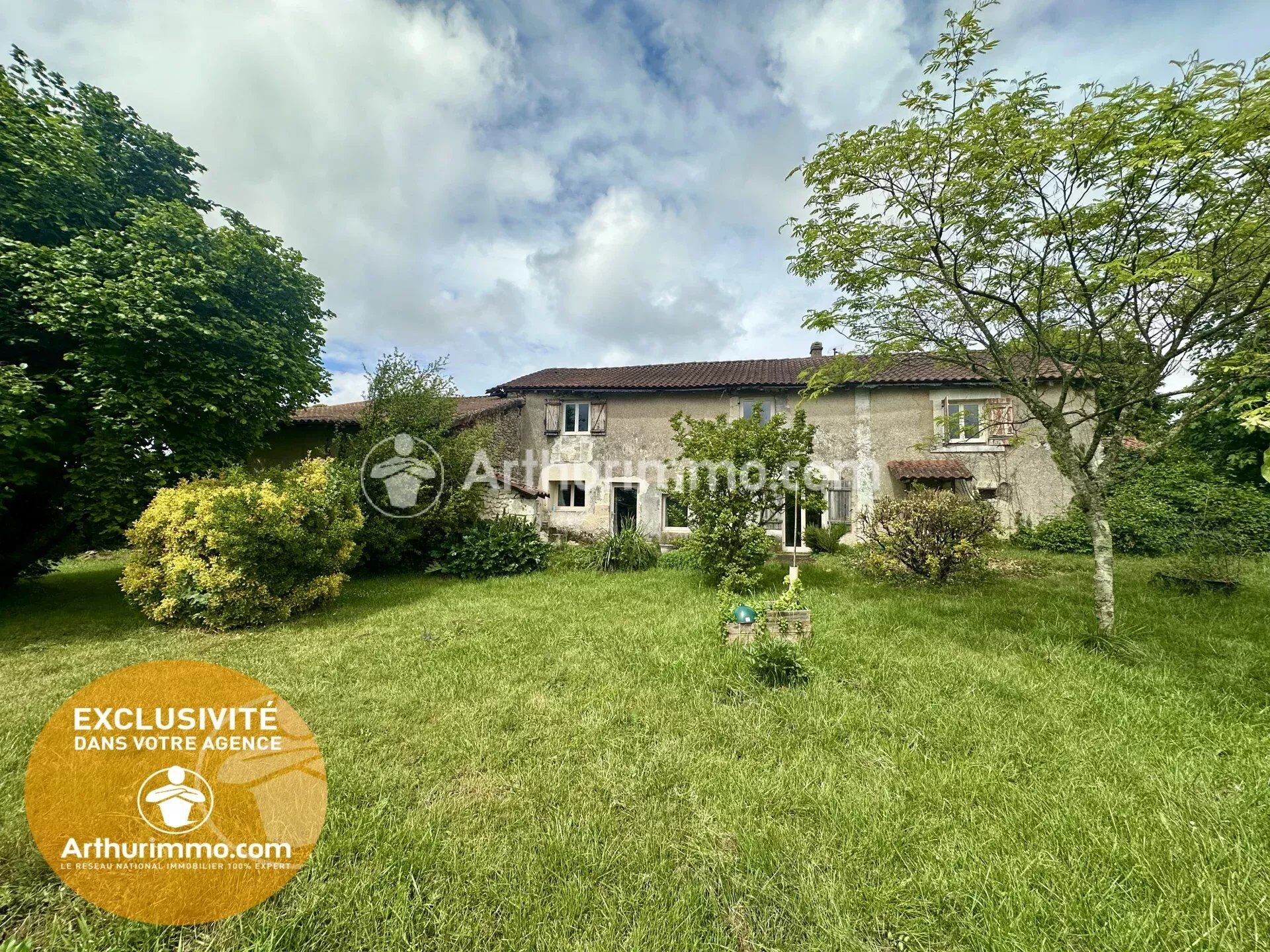 Maison 6 pièces 170 m² · à Mensignac · 170 m² · 199 000 €