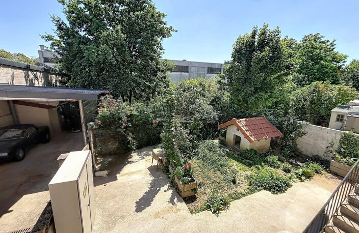 MAISON  AVEC  GARAGE PARKINGS ET  GRAND JARDIN  613 m² DE TERRAIN  VITRY-SUR-SEINE ARDOINES — photo 3