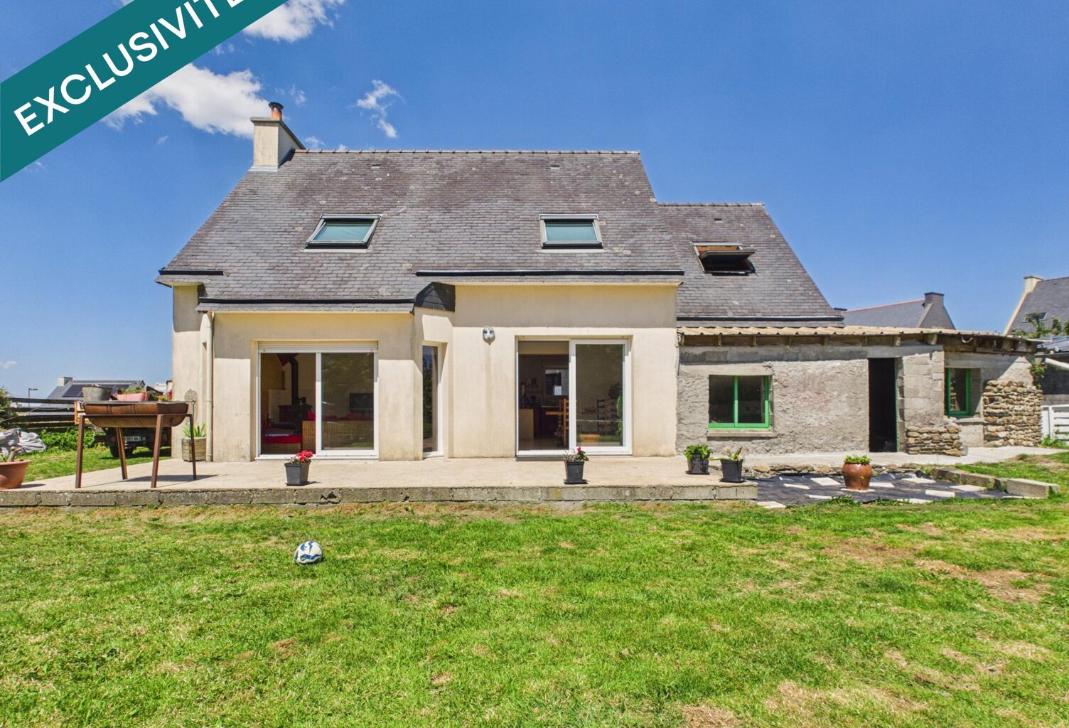 Maison familiale de 150 m² avec ascenseur PMR, terrasse plein sud et beau jardin à Plounéour-Ménez — photo 1