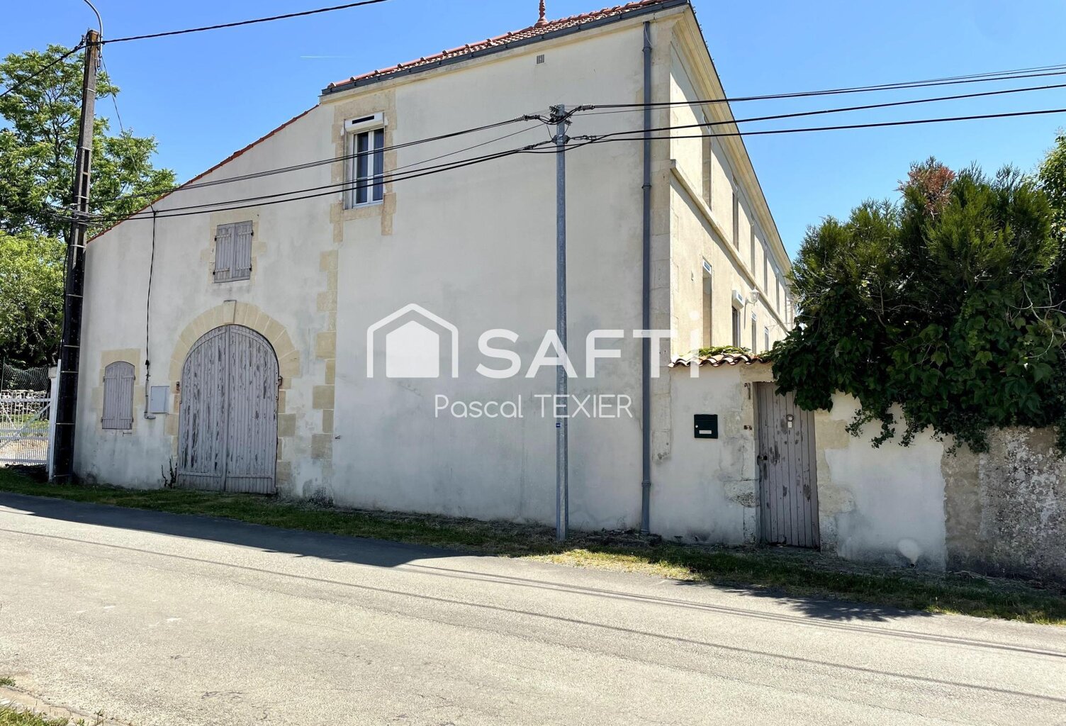 Grande maison charentaise de 1900, possibilité de faire un gite. — photo 1