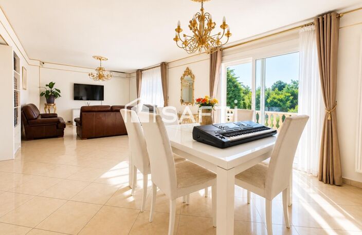Grande maison familiale avec sous-sol aménagé — photo 4