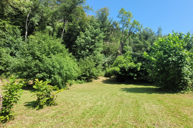 Terrain  330000 €