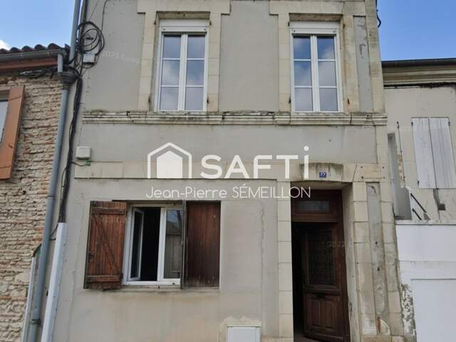 MAISON 150 m² 3 CHAMBRES COUR PRIVATIVE — photo du bien