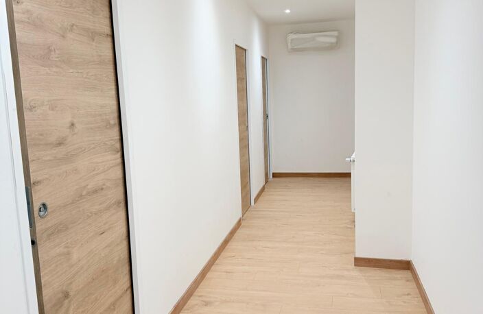 Exceptionnel à Salins-les-Bains  Appartement avec ascenseur à deux pas des thermes — photo 2