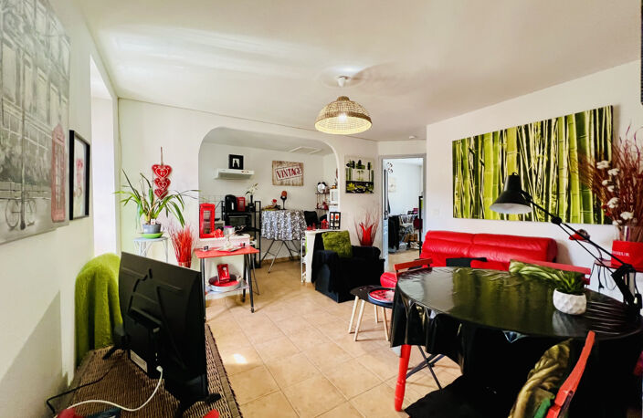 Vente Immeuble de rapport   R+2   220 m2   Centre-ville - ga — photo 4