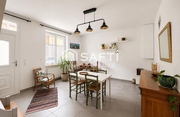 Coup de coeur à Conlie : Posez vos valises dans cette maison de ville T4 rénovée avec garage, jardin et potager — photo 3