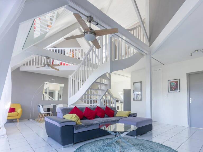 Duplex 120m² au sol esprit loft en dernier étage — photo 1