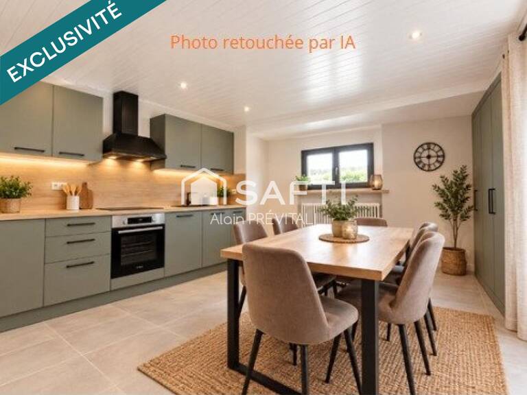 Maison idéalement située disposant d'une cour, d'un portail et un garage double — photo 1