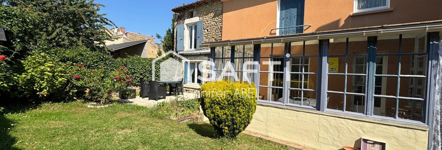 Maison 10 Pièces 225 m² à vendre à Saint-Loup-Lamairé (79600)