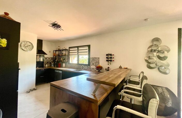 Maison de plain-pied, rénovée au calme avec Garage — photo 4