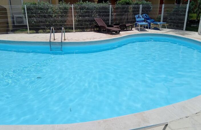 Sous - Offre- Marigot - Agrement -Souplex 2 chambres avec Piscine collective — photo 2