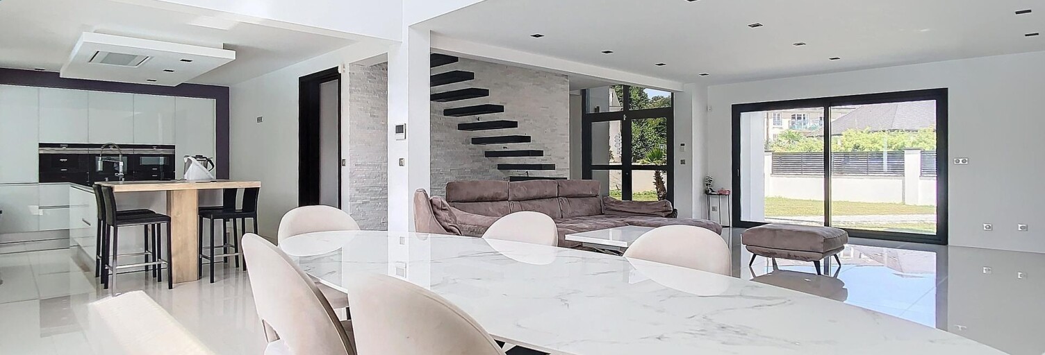 Maison 6 Pièces 246 m² à vendre à Le Plessis-Trévise (94420)