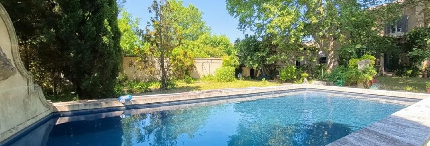 Maison 10 Pièces 325 m² à vendre à Le Thor (84250)