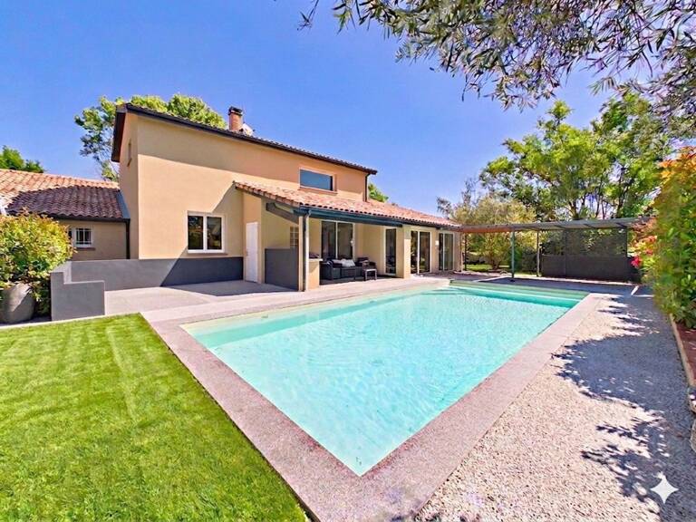 Magnifique Maison T7 220m2 sur 2000m2 de Terrain avec Piscine!!! — photo 1