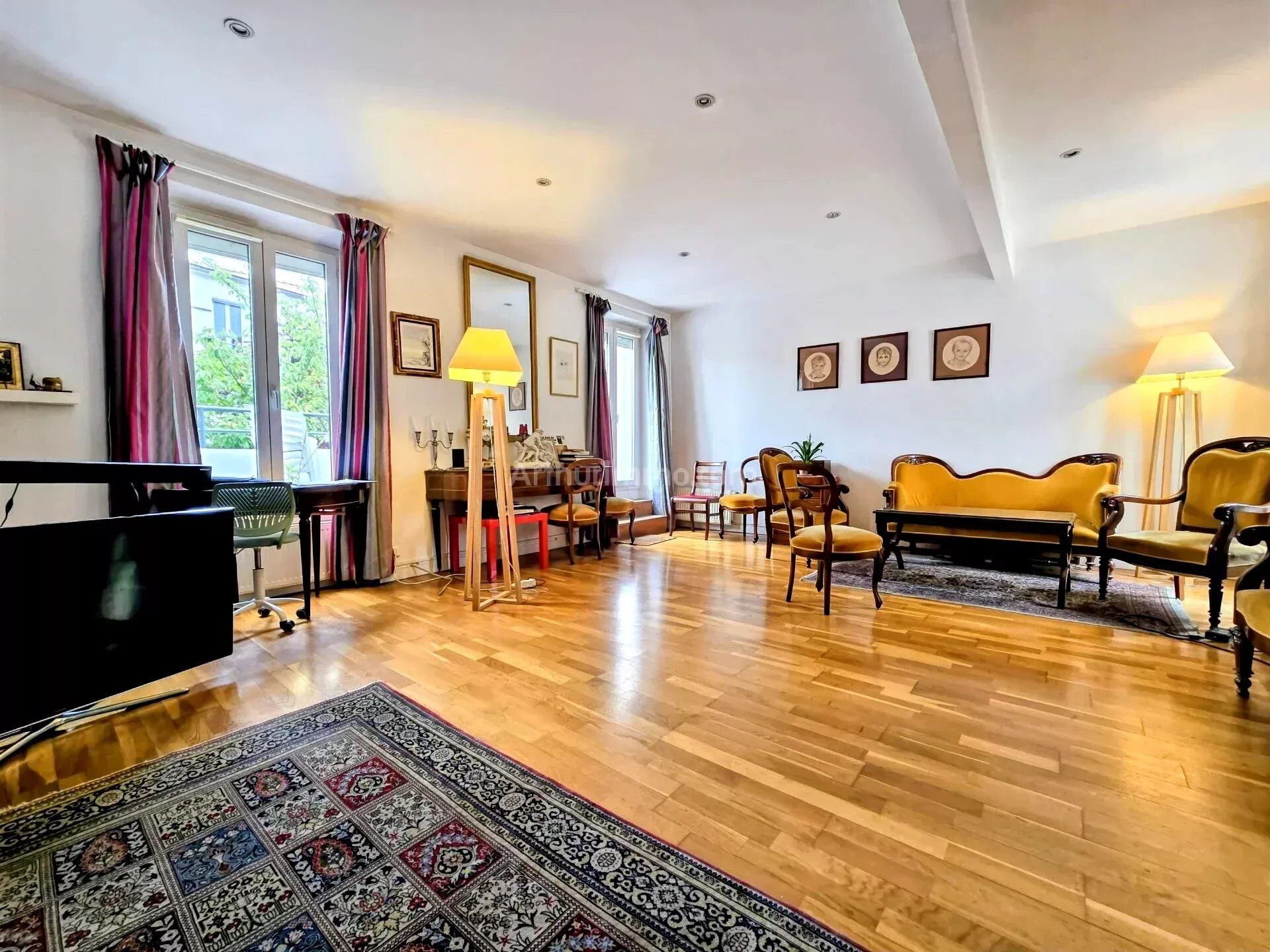 Maison 8 pièces 190 m² · à Nogent-sur-Marne · 190 m² · 899 000 €