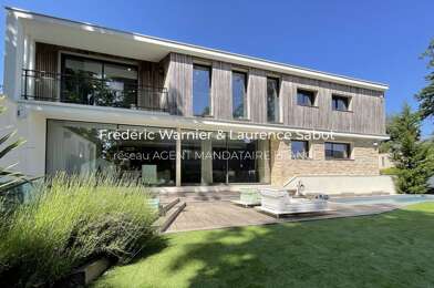 Maison 6 pièces 1830000 €
