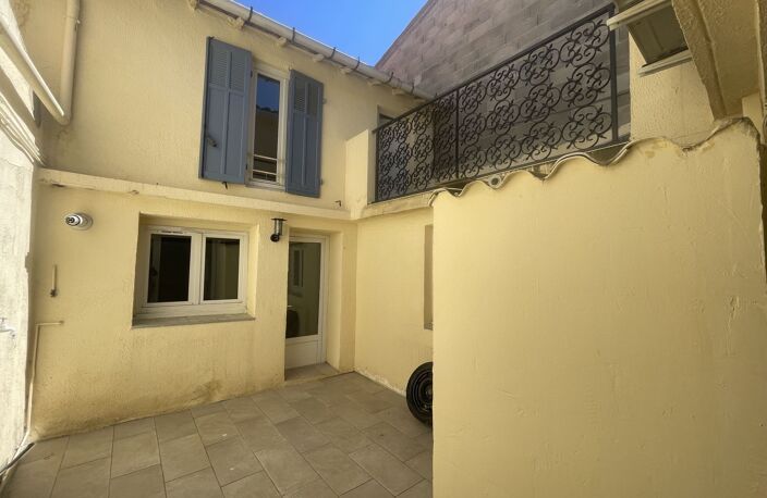 Vente maison 5 pièces 100 m² Marseille 16 (13016) — photo 2