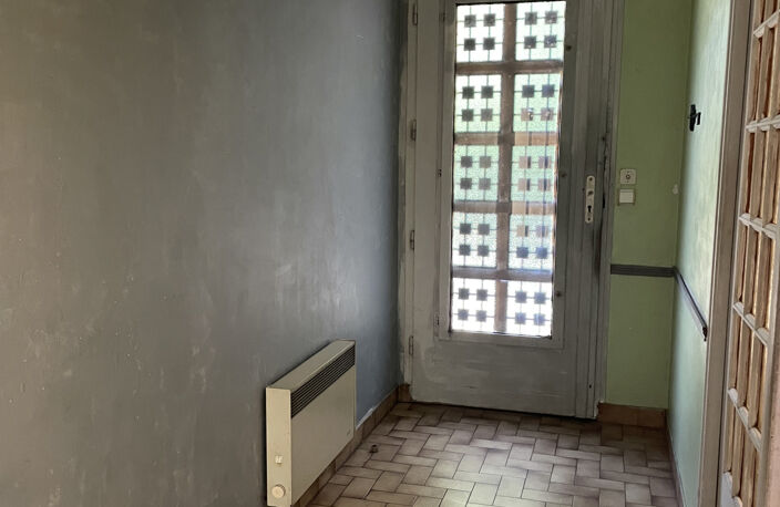 LA GENEYTOUSE MAISON À RÉNOVER   3 CHAMBRES   SOUS-SOL COMP — photo 3