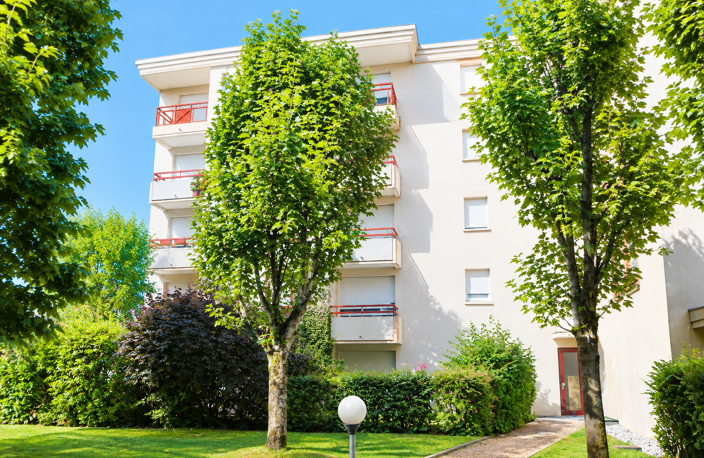 TALENCE - Secteur ROUSTAING / FORUM - T2 TBE avec parking — photo 3