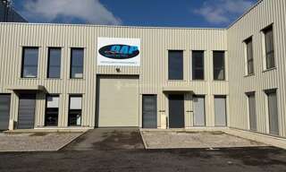 Commerce 3 Pièces 161 m² à louer à Décines-Charpieu (69150)